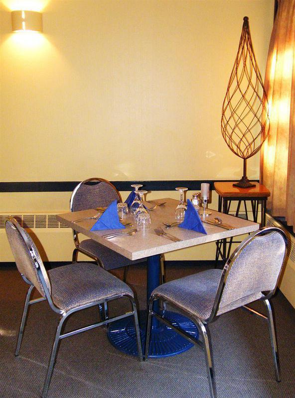 Hotel The 3*